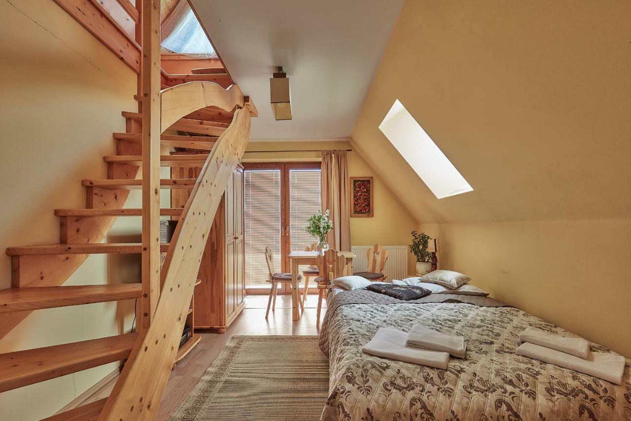 Apartament 1010 M Zab Exterior photo